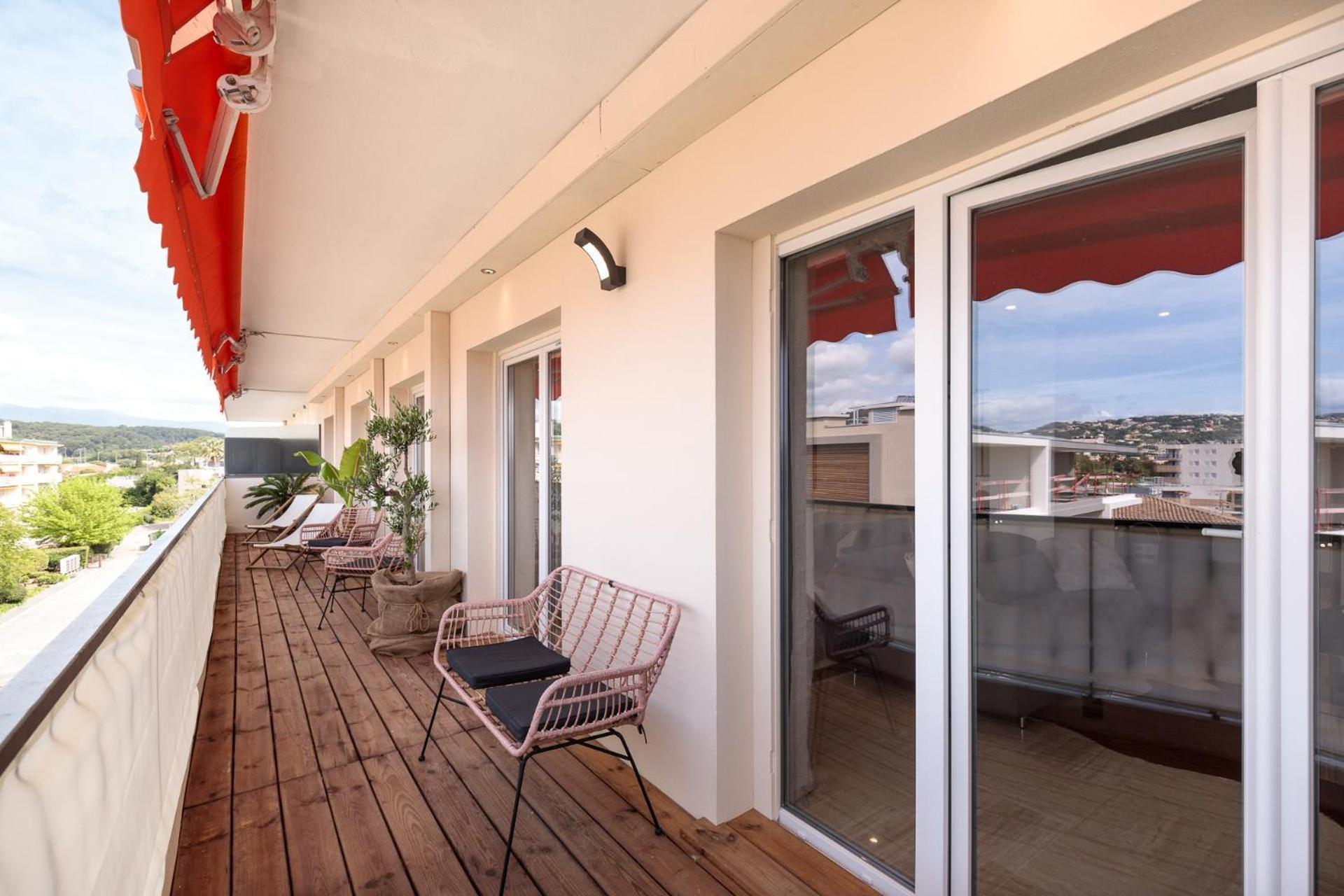 Spacieux Appartement De 114 M2 A 5 Min Des Plages - Proximite Tous Commerces Et Transports Antibes Kültér fotó
